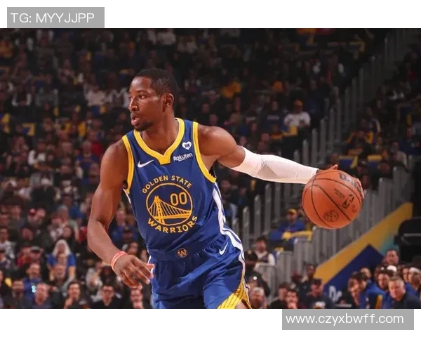 2017年马刺勇士季后赛第三场精彩对决回顾与分析